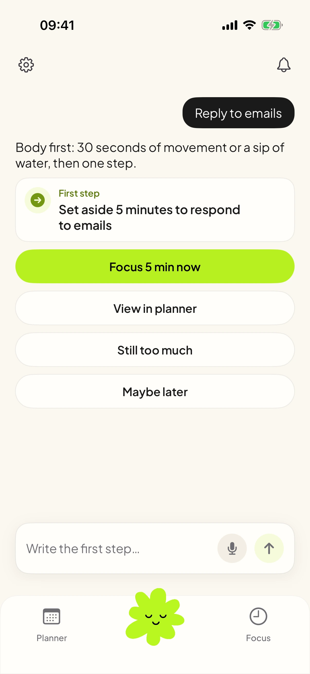 Saved Tunto app preview: the assistant suggests a first step for replying to emails.